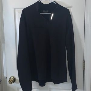 Men’s athletic sweater